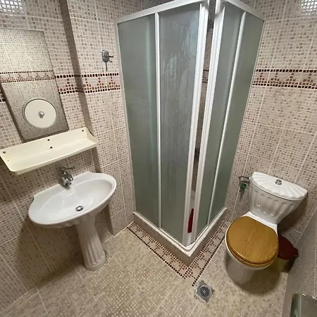 Amazing Studio Next To The Center 10 Minutes Walk Апартаменты